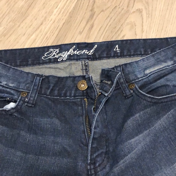 Tommy Hilfiger size 4 ankle jean. Distressed look. - Picture 5 of 8